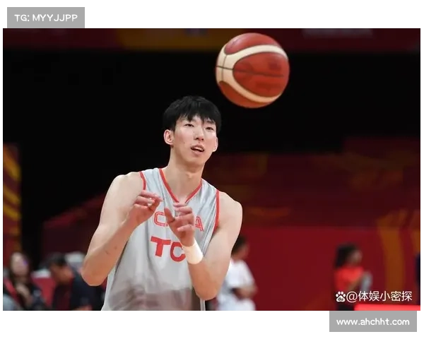 周琦正式加盟新疆男篮时间确定为何成为球迷关注焦点