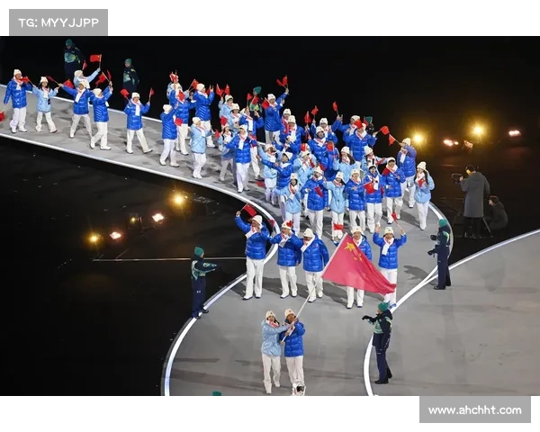 意大利冰球队在冬奥会上历史性夺冠创下新纪录激动人心的胜利时刻 意大利冰球队在冬奥会上历史性夺冠创下新纪录激动人心的胜利时刻