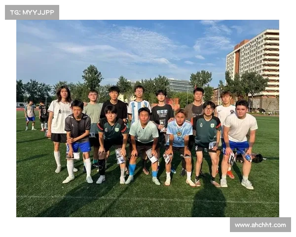 成为足球艺术家的五个关键步骤助你在球场上展现独特魅力和技术风采 成为足球艺术家的五个关键步骤助你在球场上展现独特魅力和技术风采